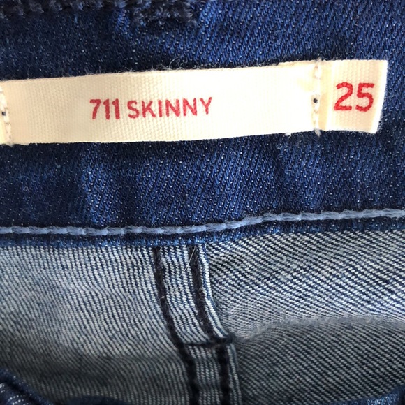 ❗️SOLD ❗️Classic Levi’s 711 skinny jeans - Picture 6 of 7